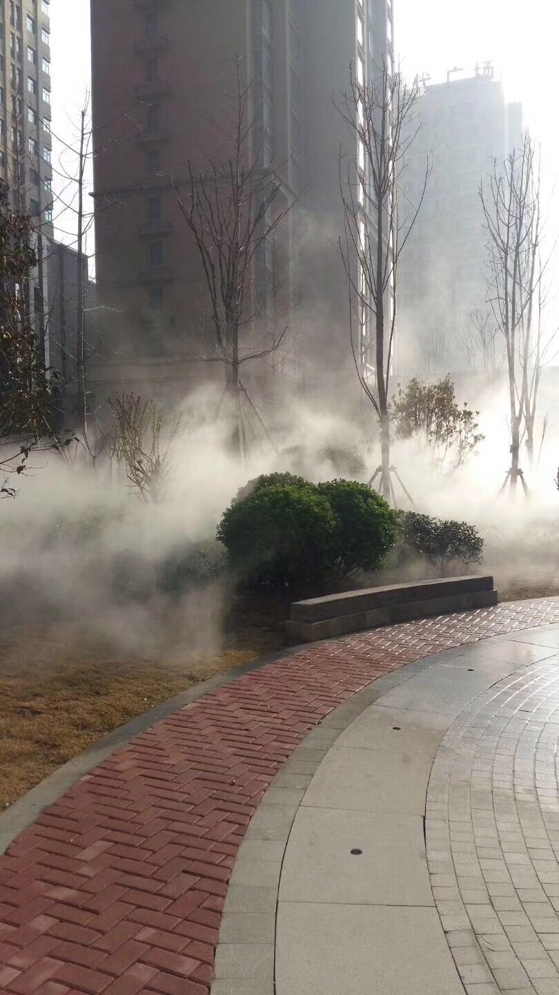 降溫噴霧、噴霧降溫系統、步行街室外霧森設備